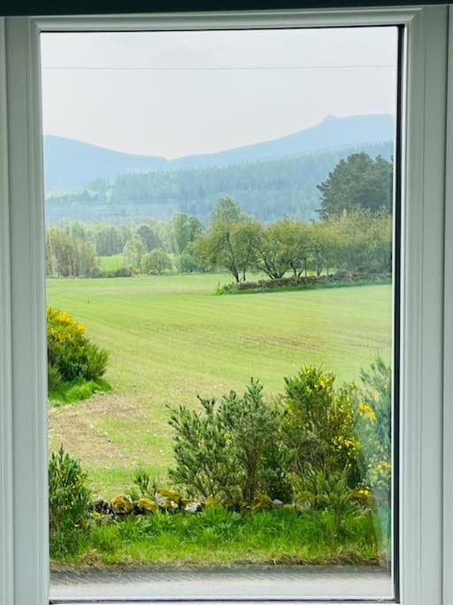 Cosy Country House In Deeside Finzean Zimmer foto